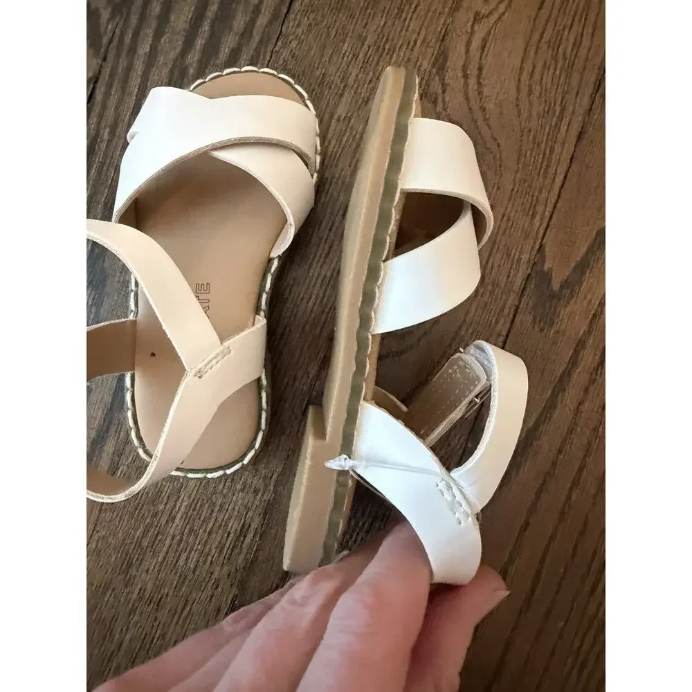Tucker And Tate Sz 5 White Sandals Girls NEW